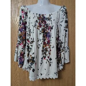 LUQ Size Medium Women's Floral Top